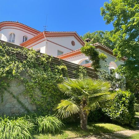Espectacular Casa Chateau En El Centro De Olot Exteriör bild