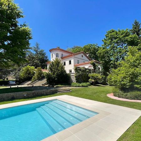 Espectacular Casa Chateau En El Centro De Olot Exteriör bild